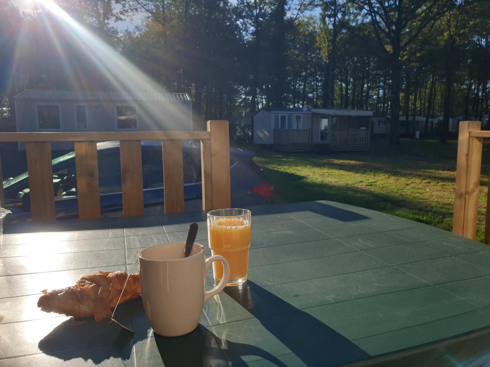 Mobilhome Proche Puy Dufou La Boissiere-de-Montaigu Exterior foto